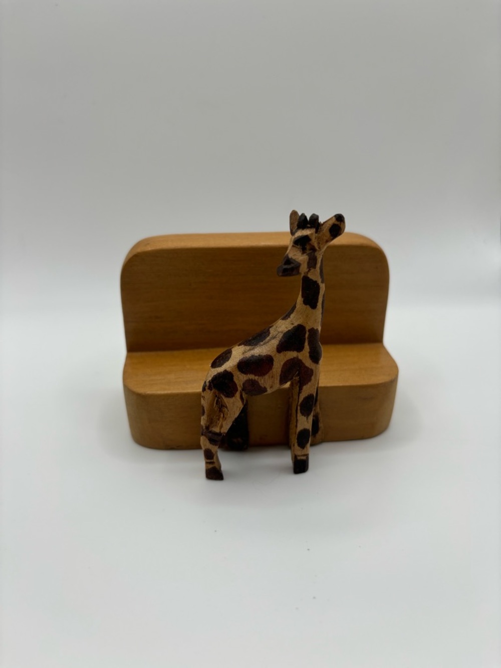 Vintage souvenir hand carved made in kenya giraffe